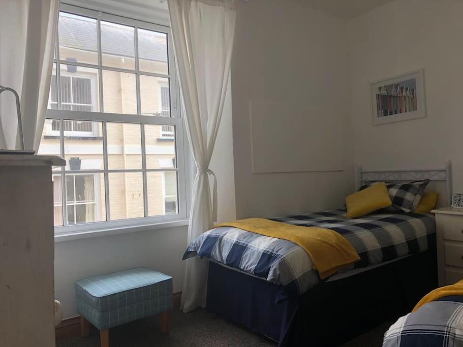 Seaton, Devon, Two Bed Apartment, Just Off The Sea Front. Bagian luar foto