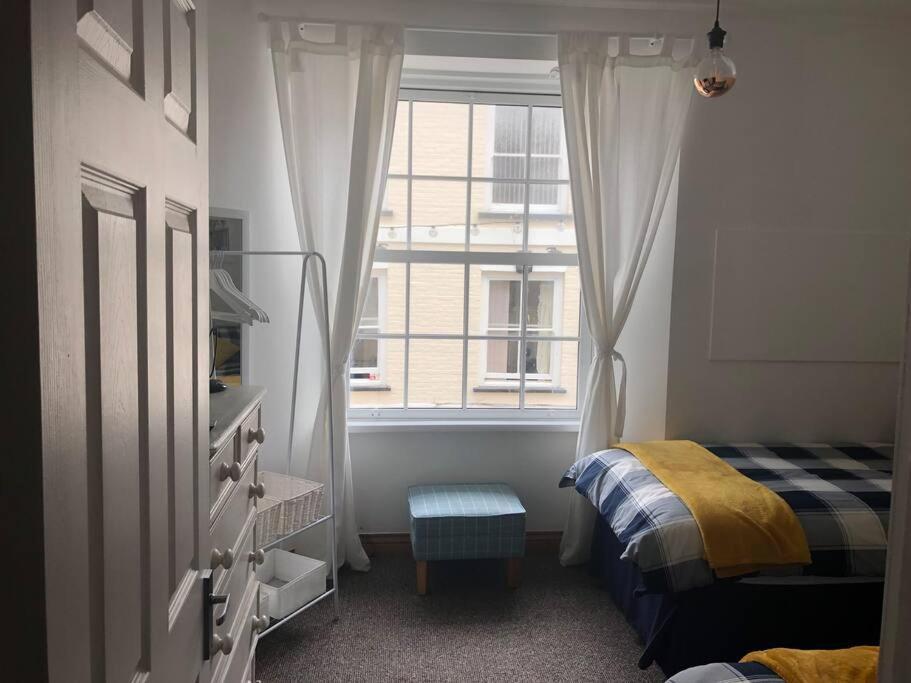 Seaton, Devon, Two Bed Apartment, Just Off The Sea Front. Bagian luar foto