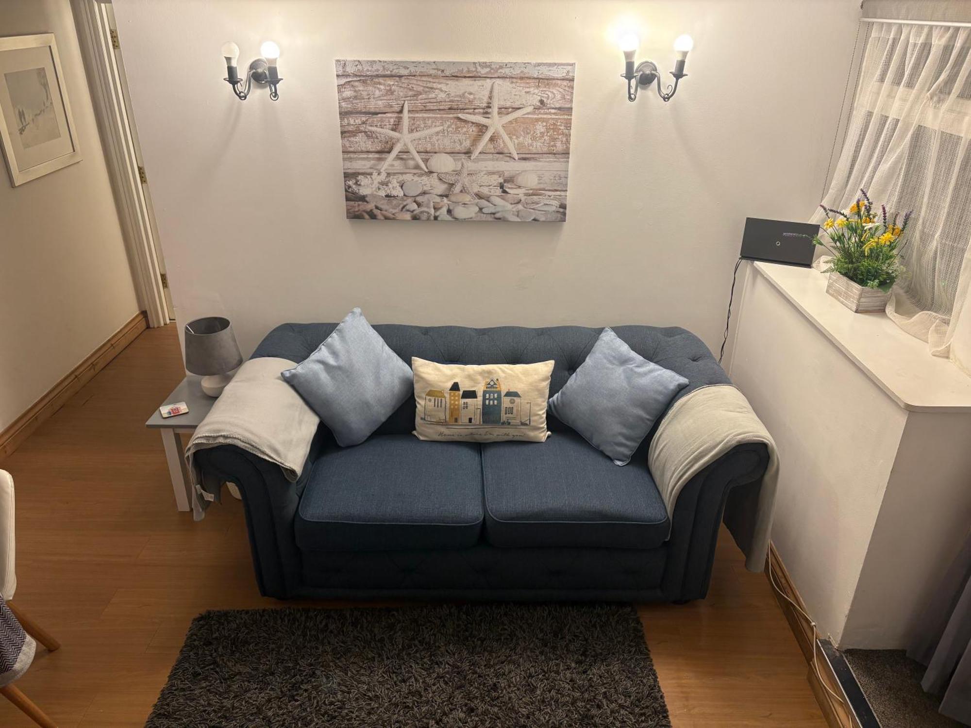 Seaton, Devon, Two Bed Apartment, Just Off The Sea Front. Bagian luar foto