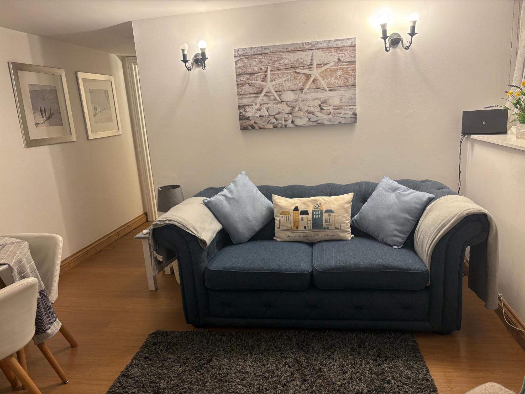 Seaton, Devon, Two Bed Apartment, Just Off The Sea Front. Bagian luar foto